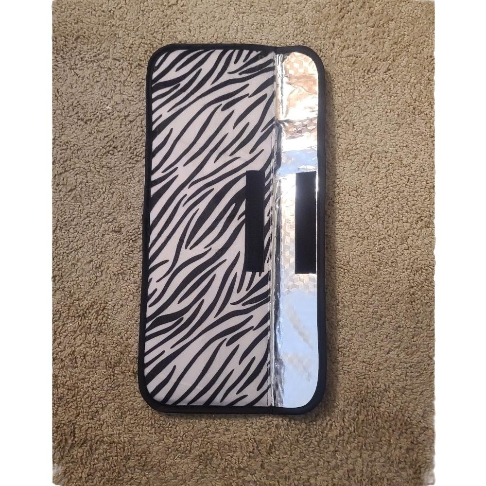 Women's Heat Resistant Curling Iron Holder Flat Iron Case Zebra Print - Picture 3 of 4